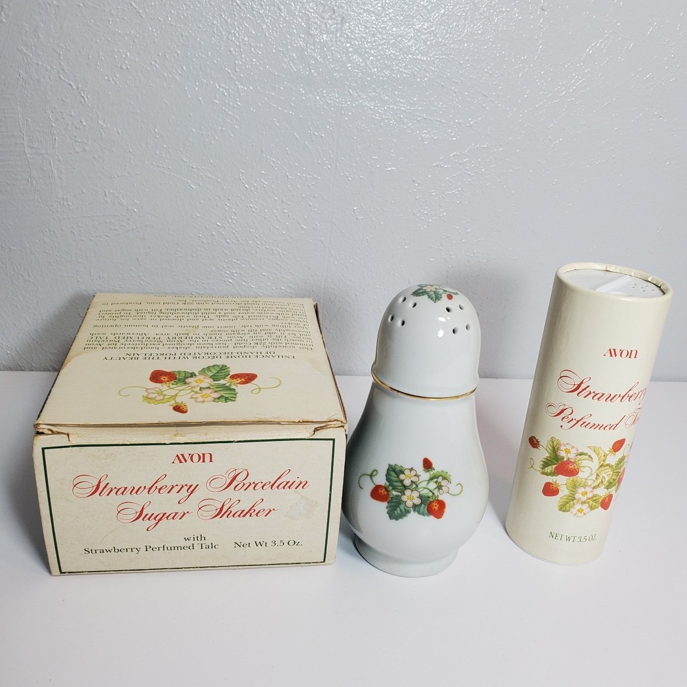 VTG‎ 1979 Avon Porcelain Strawberry Sugar Shaker 22k Gold Trim W/Talc In Box